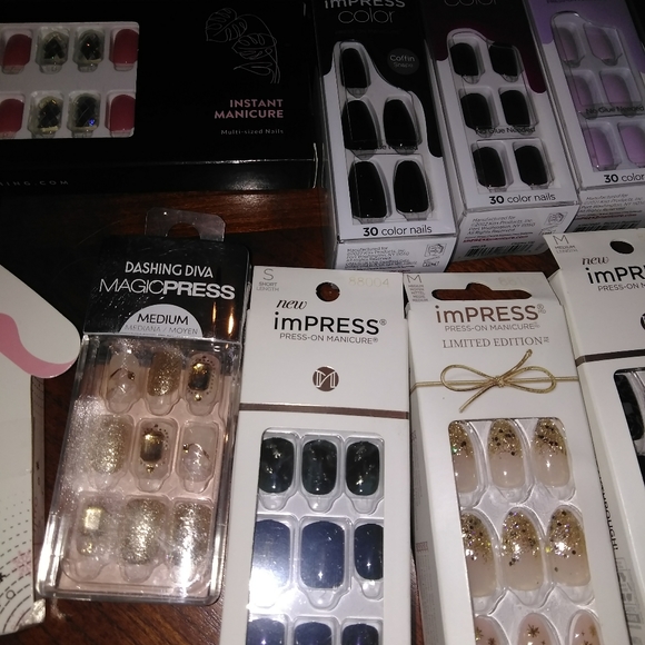 🆕⭐ Bundle of 23 Boxes Press on Nails - Picture 12 of 16
